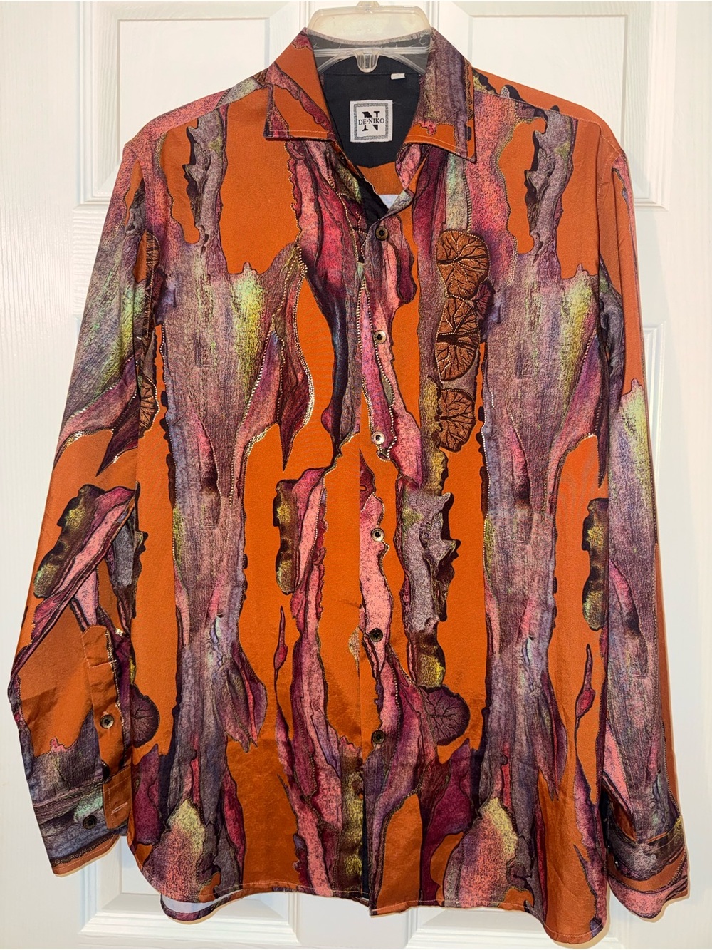 DE-NIKO Mens Sport Orange Abstract LongSleeve Shirt Gold Metallic Accents Size M